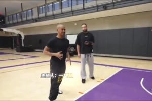 狄龙评价伦纳德: 我朝他喷垃圾话想激怒他 却被他打爆了